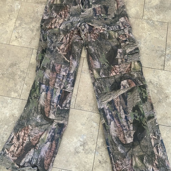 Fashion Nova Green Camouflage Pants - Picture 1 of 3